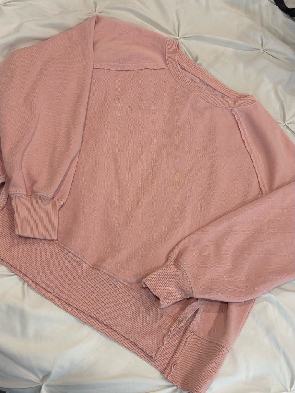 American Eagle Oversized Pink Sweatshirt